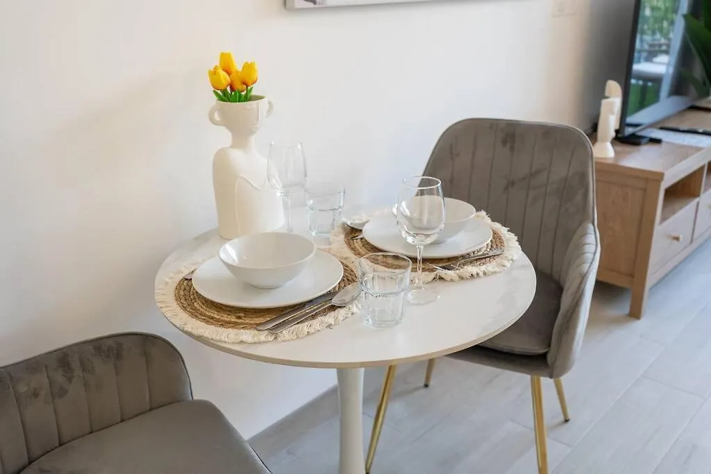 Apartment New Charming Studio In Jvc Dubai